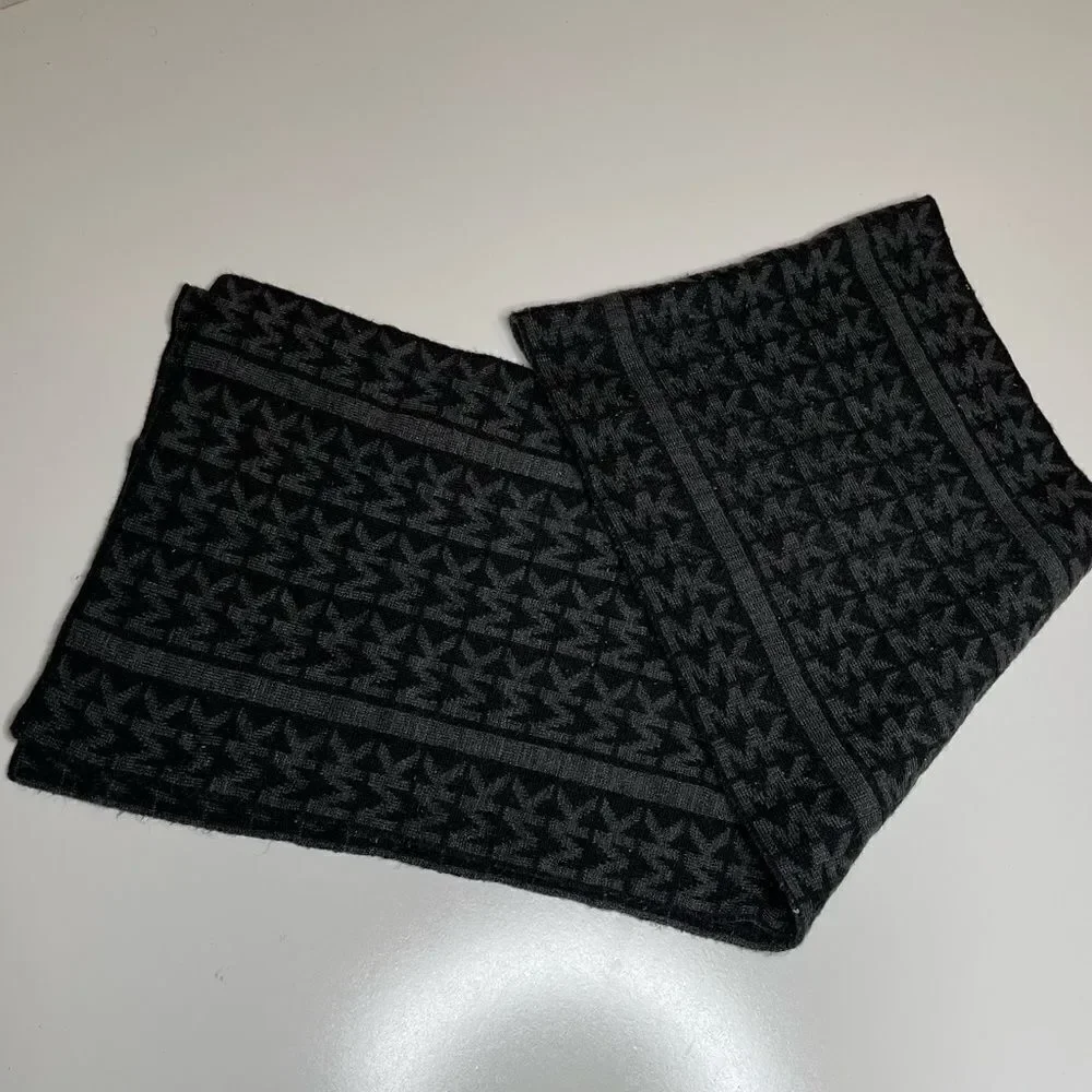 Michael Kors Black on Gray Super Soft Women's Scarf‎